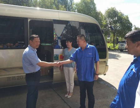 領(lǐng)導關(guān)懷